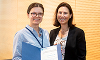 [Translate to English:] Lena Campostrini und Prof. Monika Ehling-Schulz