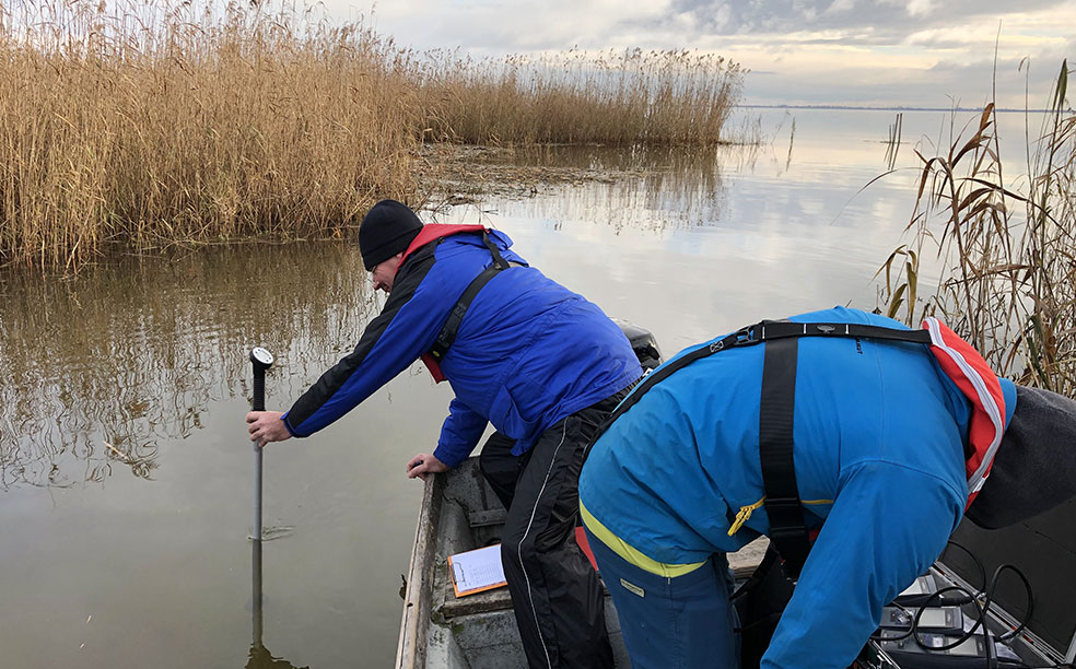 Probennahme am Neusiedler See